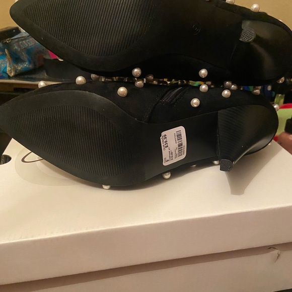 Black Pearl-Studded Ankle Boots - Picture 4 of 4